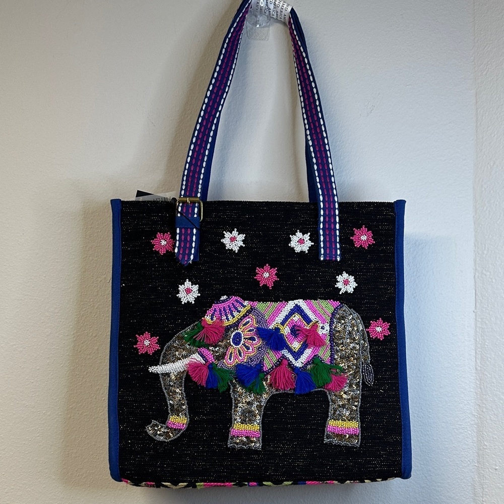 NWT America & Beyond Embellished Critter Tote Safari The Gentle Giant - Picture 1 of 8